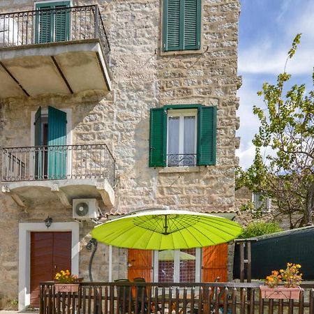 Nice Apartment In Zonza With Kitchenette Bagian luar foto